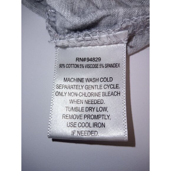 Bundle of Two (2) Derek Heart Women's Short Sleeve Grey & Purple Tops Medium - Picture 7 of 13